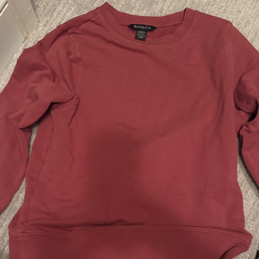 Athleta Long Sleeve Crewneck Sweatshirt in Rose color  size xxs